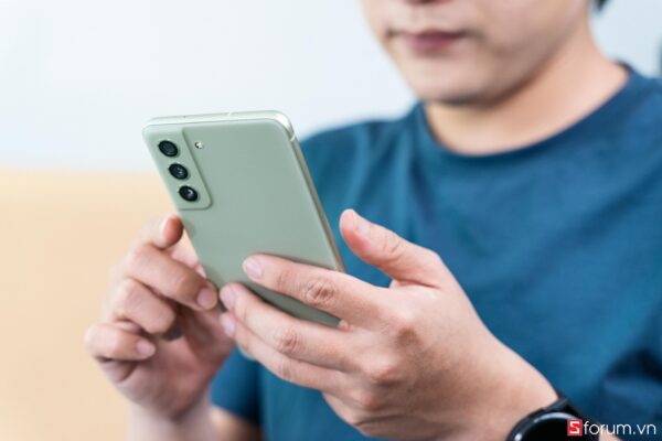 Với mức giá được xem là hấp dẫn, Galaxy S21 FE có những yếu tố gì để thu hút fans?